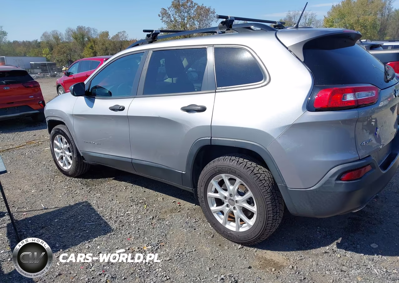 2016 Jeep Cherokee Sport VIN:1C4PJMAB2GW226714 - 15