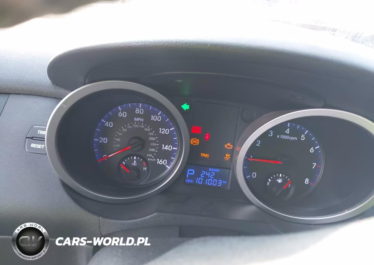 2010 Hyundai Genesis 2.0T VIN:KMHHT6KD8AU038952 - 7