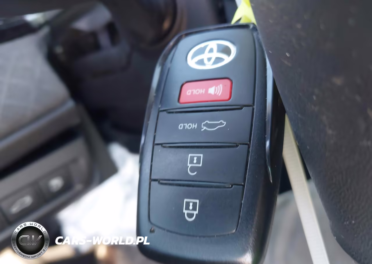2025 Toyota Camry Xle VIN:4T1DAACK5SU165728 - 11