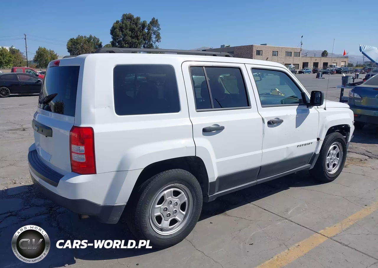 2016 Jeep Patriot Sport VIN:1C4NJPBA0GD616026 - 4