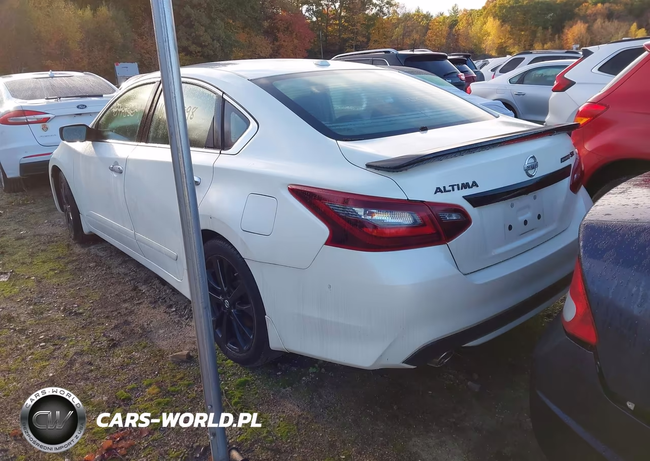 2018 Nissan Altima 2.5 Sr VIN:1N4AL3AP6JC222489 - 3