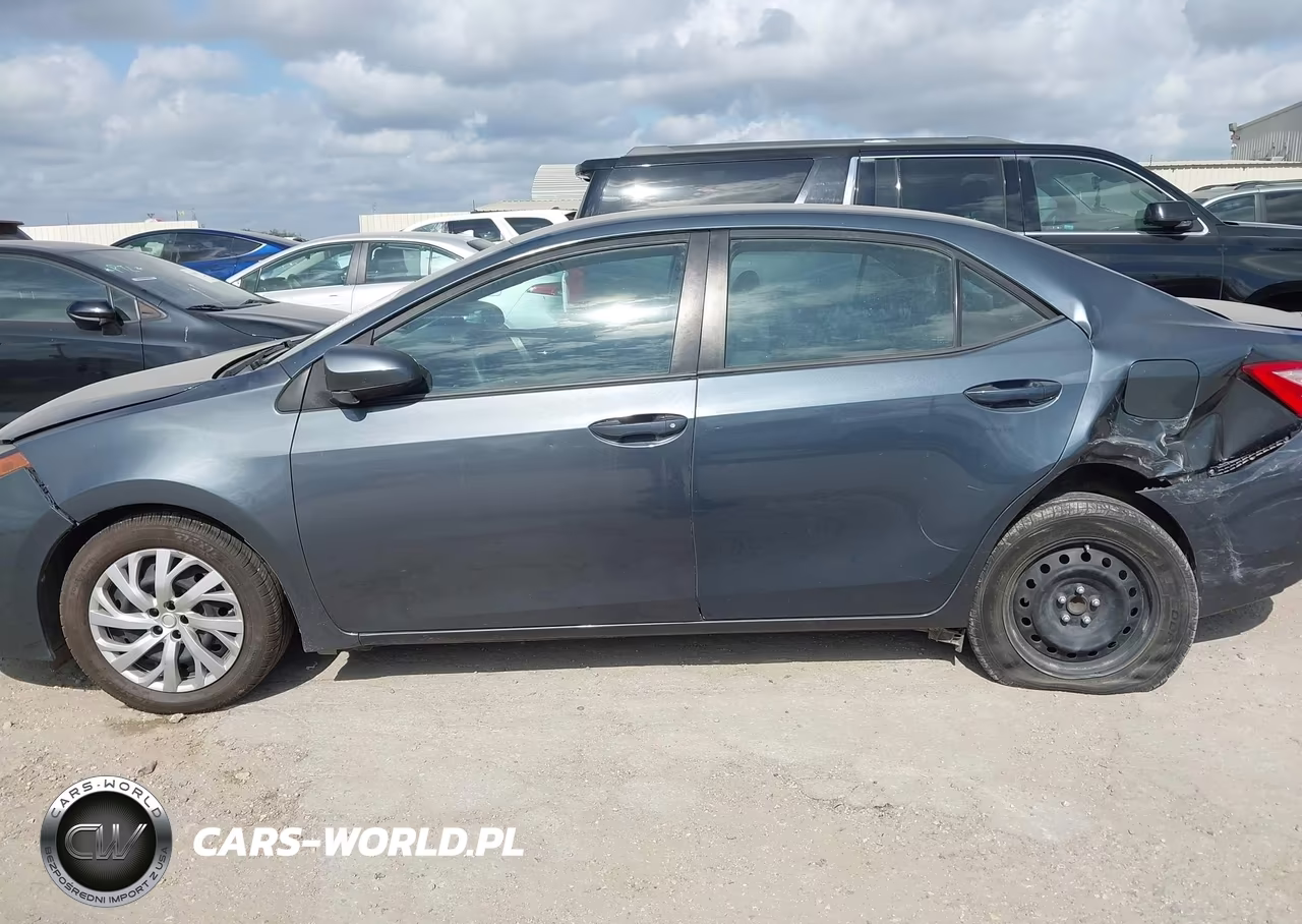 2019 Toyota Corolla Le VIN:5YFBURHE7KP860732 - 14