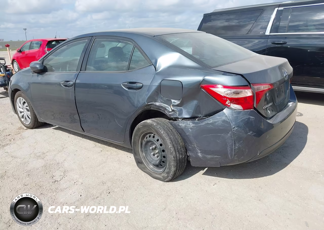 2019 Toyota Corolla Le VIN:5YFBURHE7KP860732 - 3