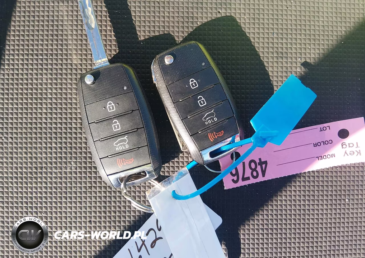 2015 Kia Soul + VIN:KNDJP3A51F7811785 - 11