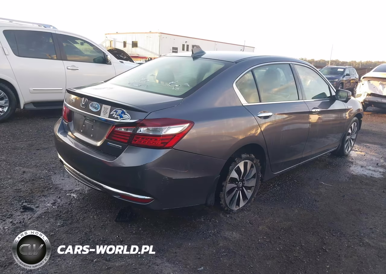 2017 Honda Accord Hybrid VIN:JHMCR6F36HC001069 - 4