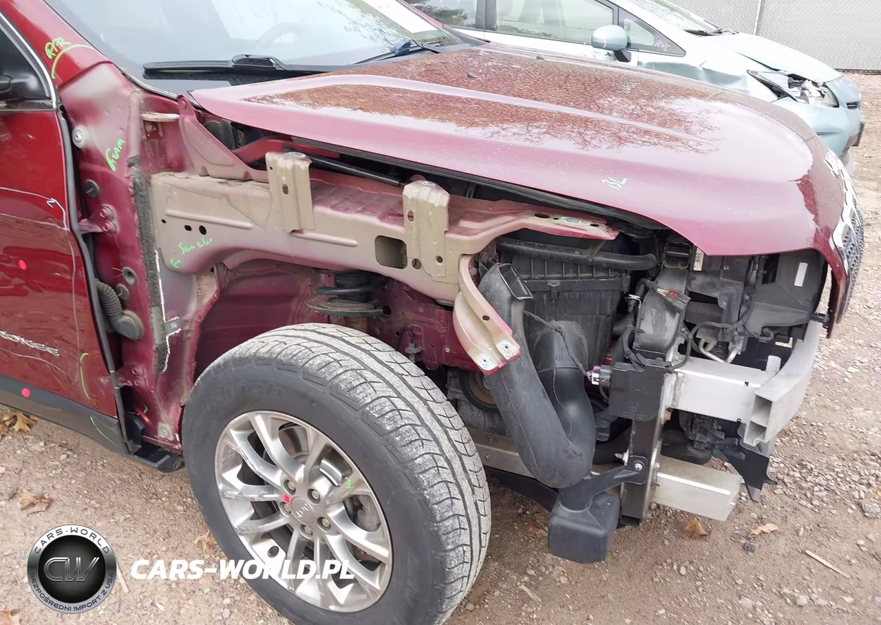 2019 Jeep Cherokee Latitude Plus 4X4 VIN:1C4PJMLX1KD106707 - 17
