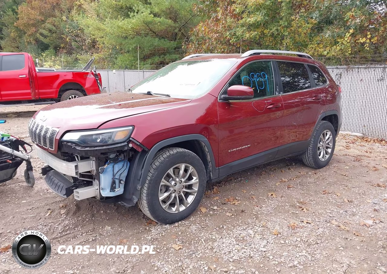 2019 Jeep Cherokee Latitude Plus 4X4 VIN:1C4PJMLX1KD106707 - 2