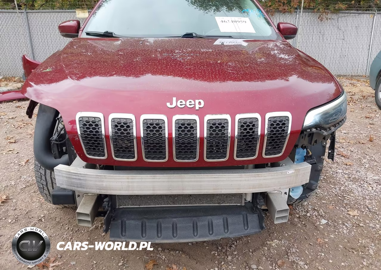 2019 Jeep Cherokee Latitude Plus 4X4 VIN:1C4PJMLX1KD106707 - 6