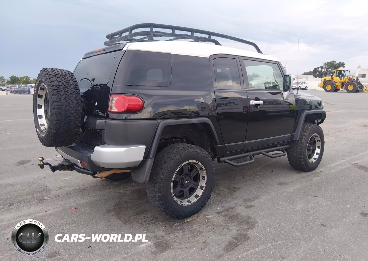 2008 Toyota Fj Cruiser VIN:JTEBU11F68K043632 - 4