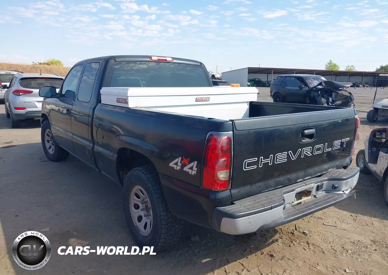 2007 Chevrolet Silverado 1500 Classic Work Truck VIN:1GCEK19Z57Z120096 - 3