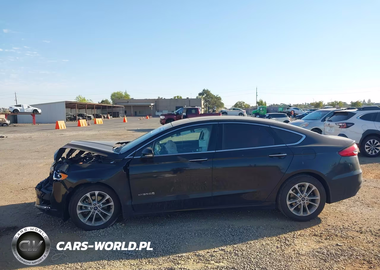 2019 Ford Fusion Hybrid Sel VIN:3FA6P0MU6KR117559 - 14