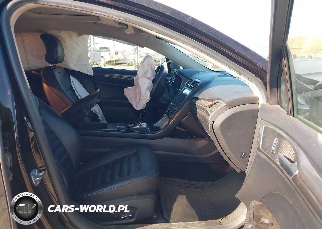 2019 Ford Fusion Hybrid Sel VIN:3FA6P0MU6KR117559 - 5
