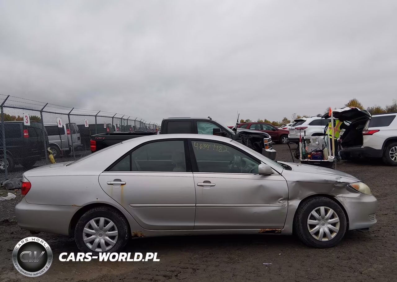 2005 Toyota Camry Le VIN:4T1BE32K25U625831 - 13