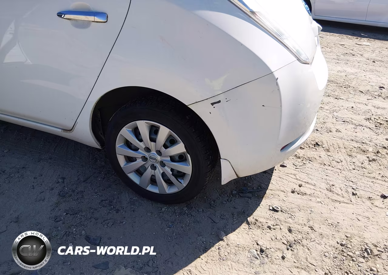 2015 Nissan Leaf S VIN:1N4AZ0CP1FC302042 - 16