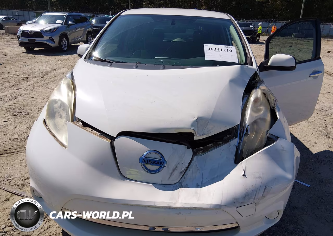 2015 Nissan Leaf S VIN:1N4AZ0CP1FC302042 - 6