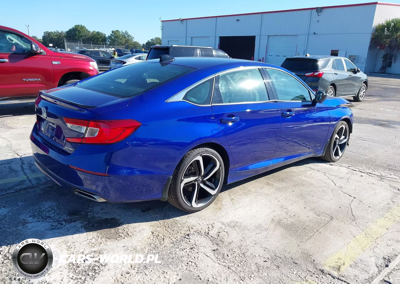 2022 Honda Accord Sport VIN:1HGCV1F33NA083657 - 4
