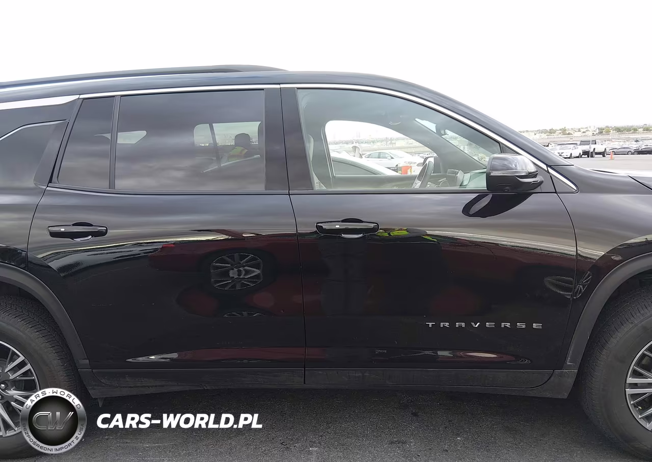 2026 Chevrolet Traverse Fwd Lt VIN:1GNERGKSXTJ270667 - 13