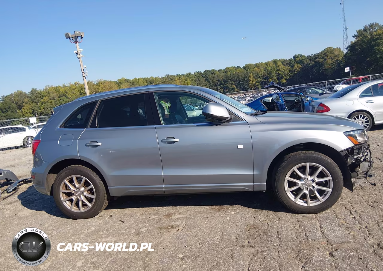 2011 Audi Q5 2.0T Premium VIN:WA1LFAFP0BA019791 - 14