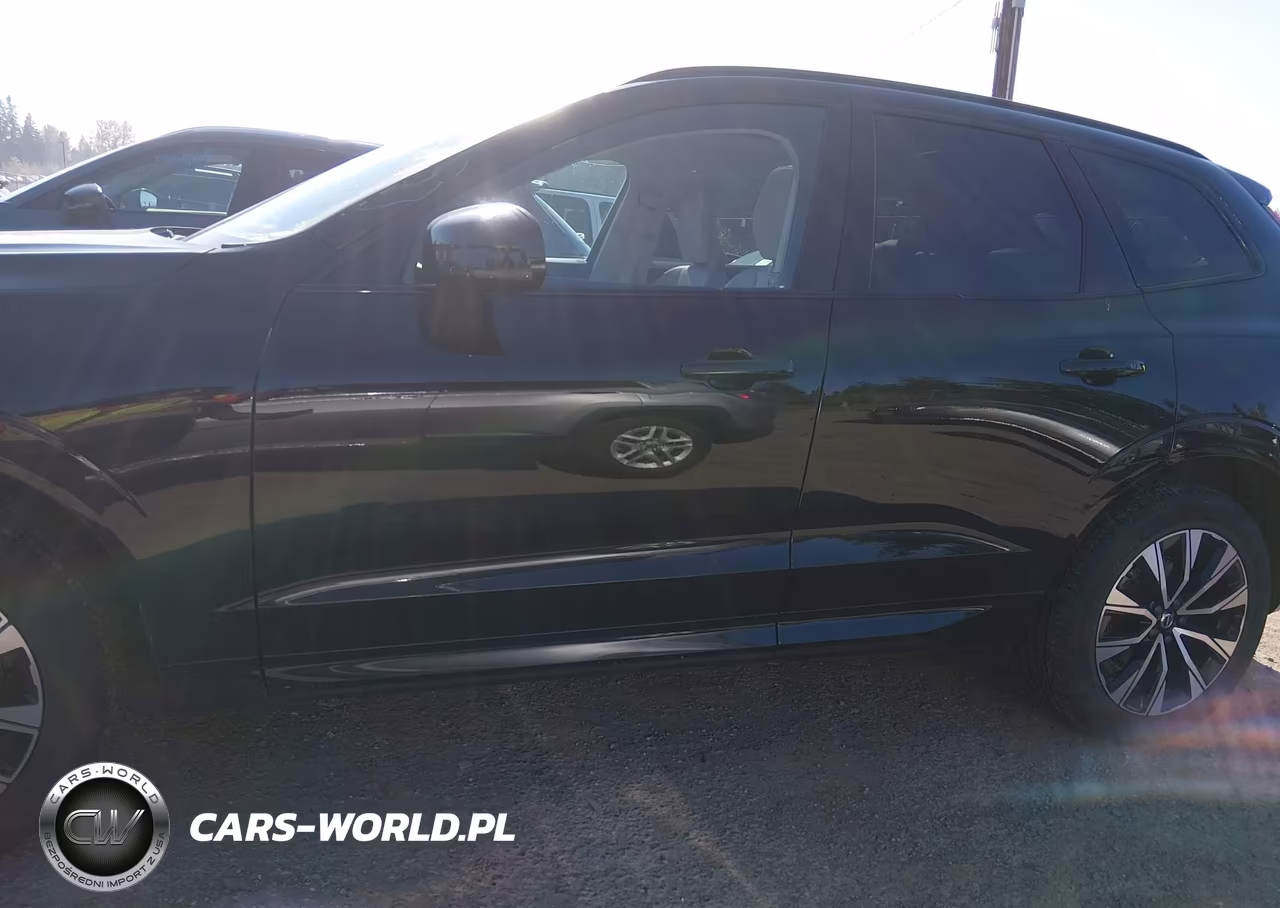 2023 Volvo Xc60 B5 Plus Dark Theme VIN:YV4L12RL7P1266183 - 14