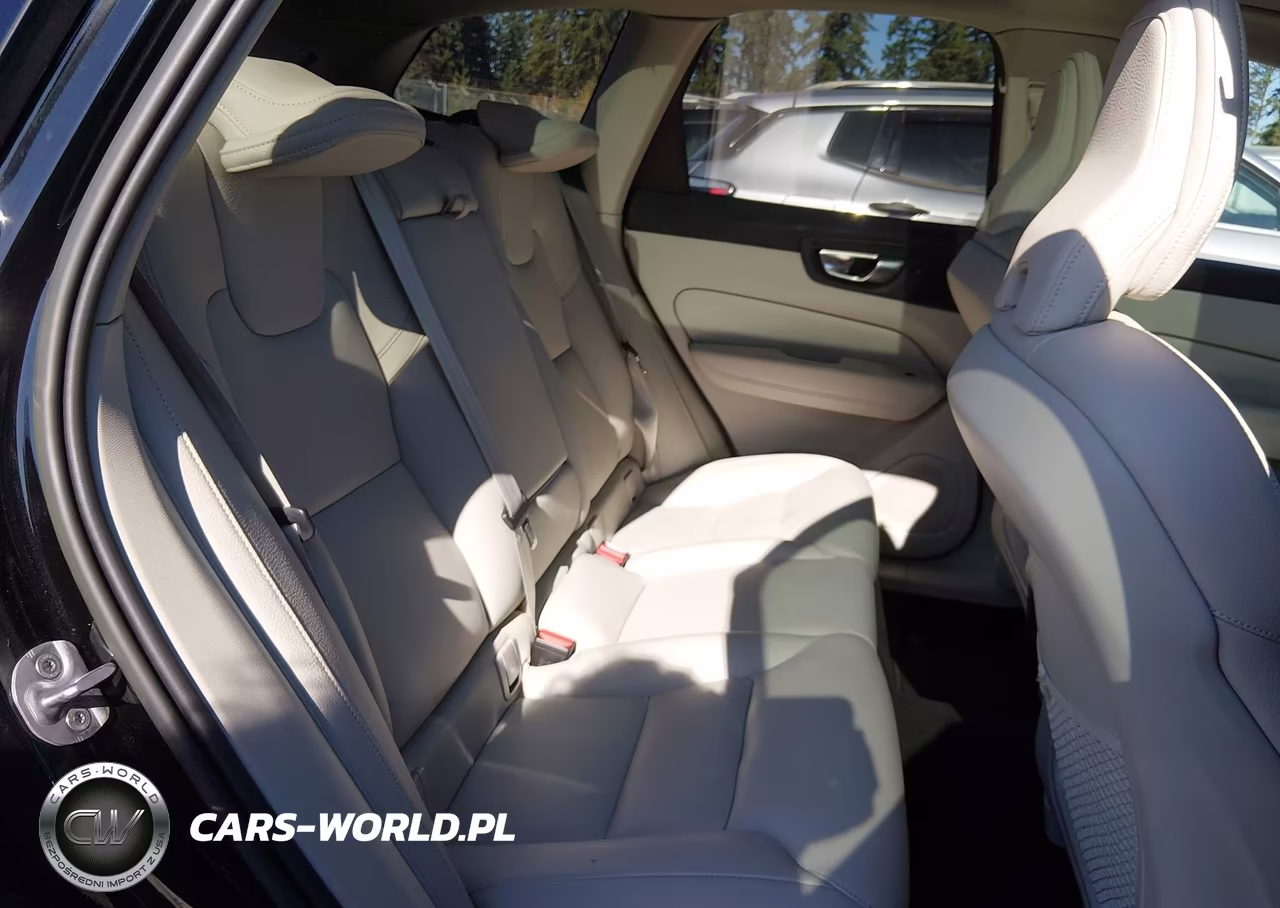 2023 Volvo Xc60 B5 Plus Dark Theme VIN:YV4L12RL7P1266183 - 8