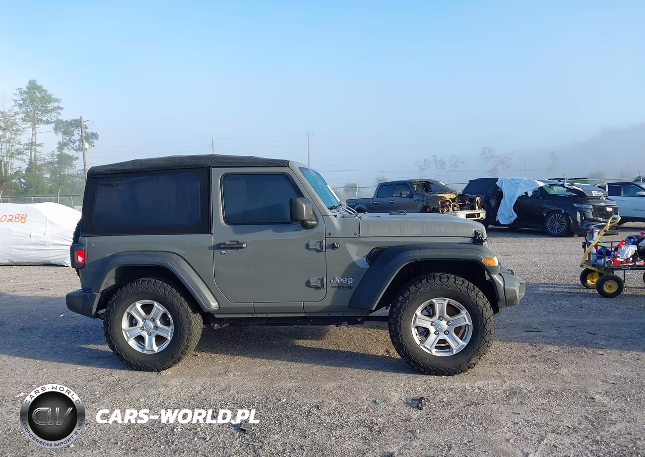 2018 Jeep Wrangler Sport S 4X4 VIN:1C4GJXAN0JW240713 - 13