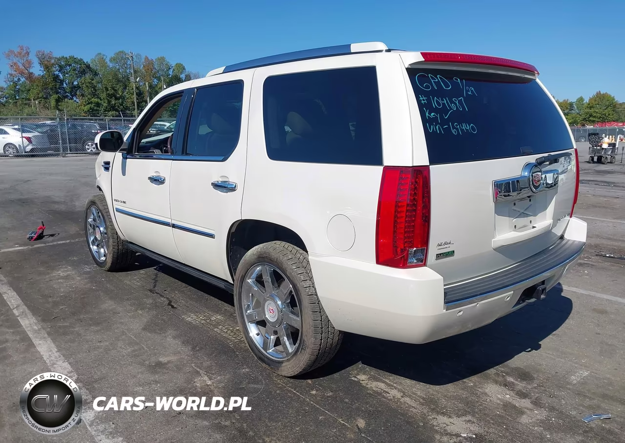 2011 Cadillac Escalade Premium VIN:1GYS4CEF5BR269440 - 3