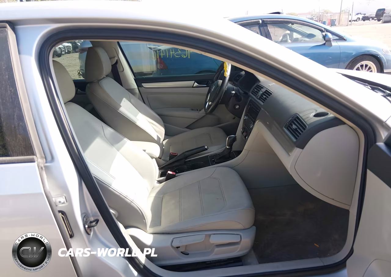 2014 Volkswagen Passat 1.8T Wolfsburg Edition VIN:1VWAS7A38EC103735 - 5