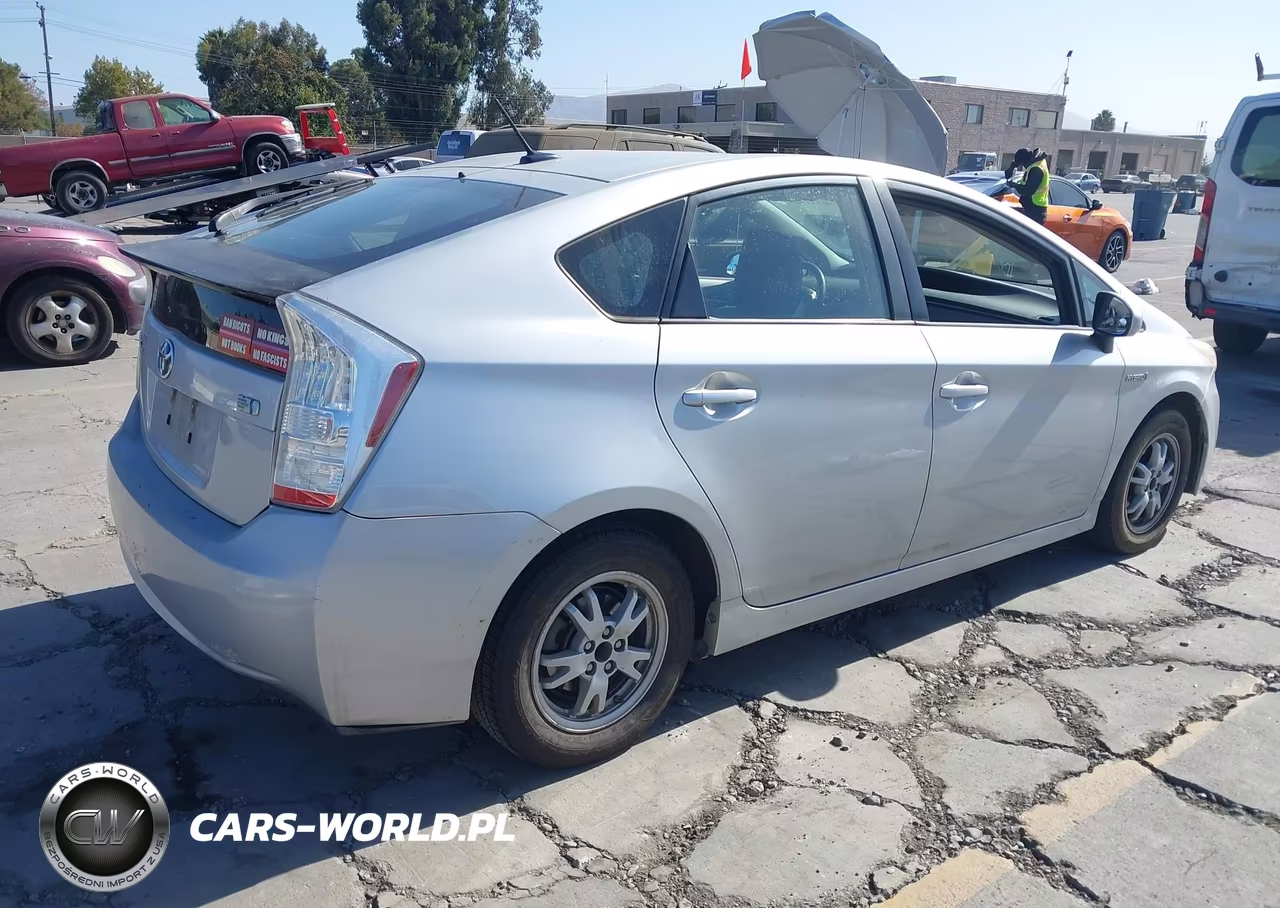 2010 Toyota Prius Ii VIN:JTDKN3DU4A5060117 - 4