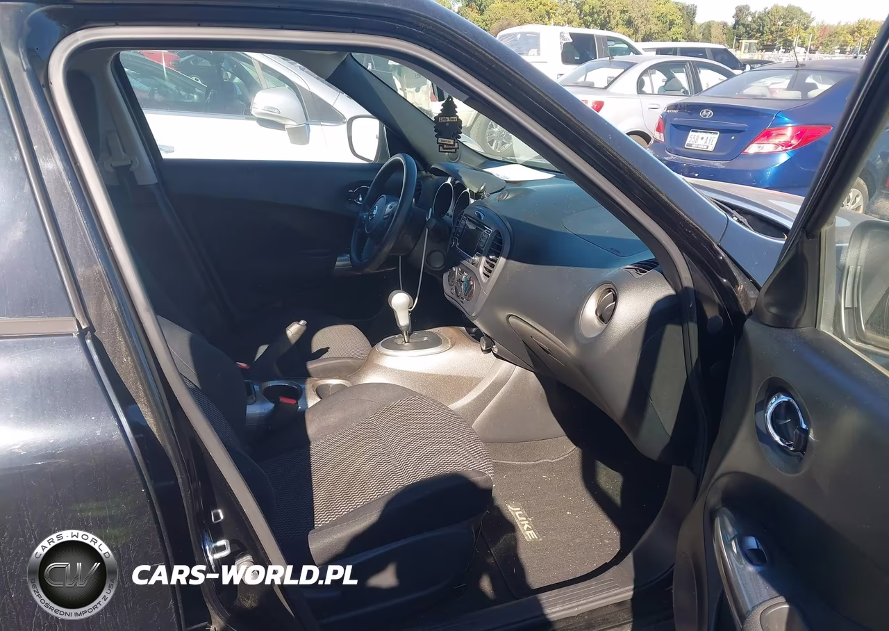 2017 Nissan Juke S VIN:JN8AF5MR0HT703010 - 5