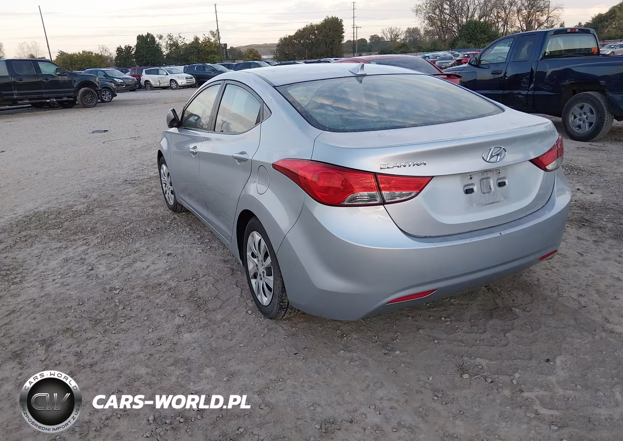 2012 Hyundai Elantra Gls VIN:5NPDH4AE0CH063876 - 3