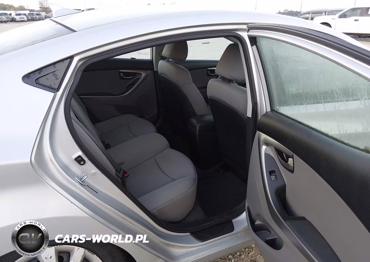 2012 Hyundai Elantra Gls VIN:5NPDH4AE0CH063876 - 8
