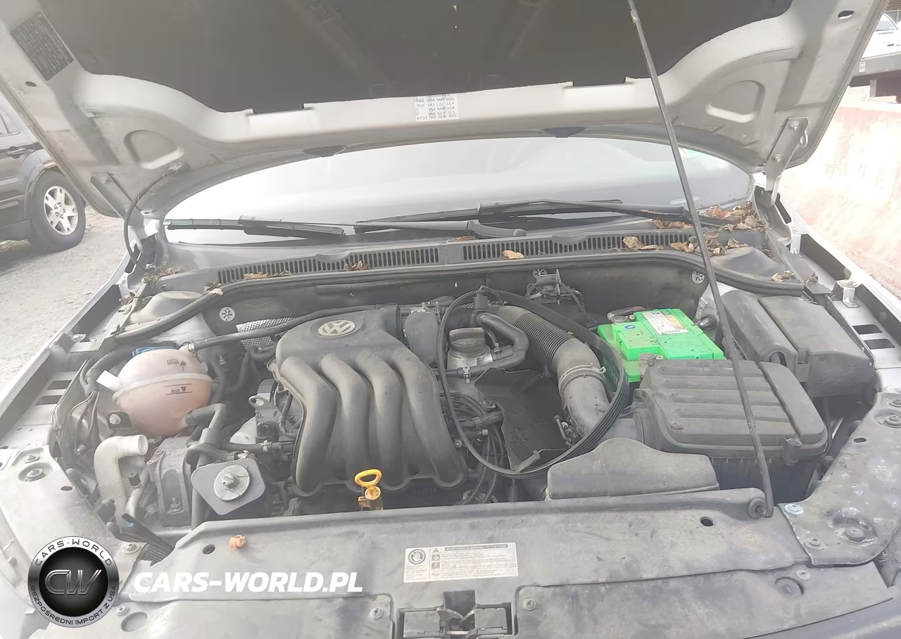 2011 Volkswagen Jetta 2.0L S VIN:3VW2K7AJ6BM061823 - 10