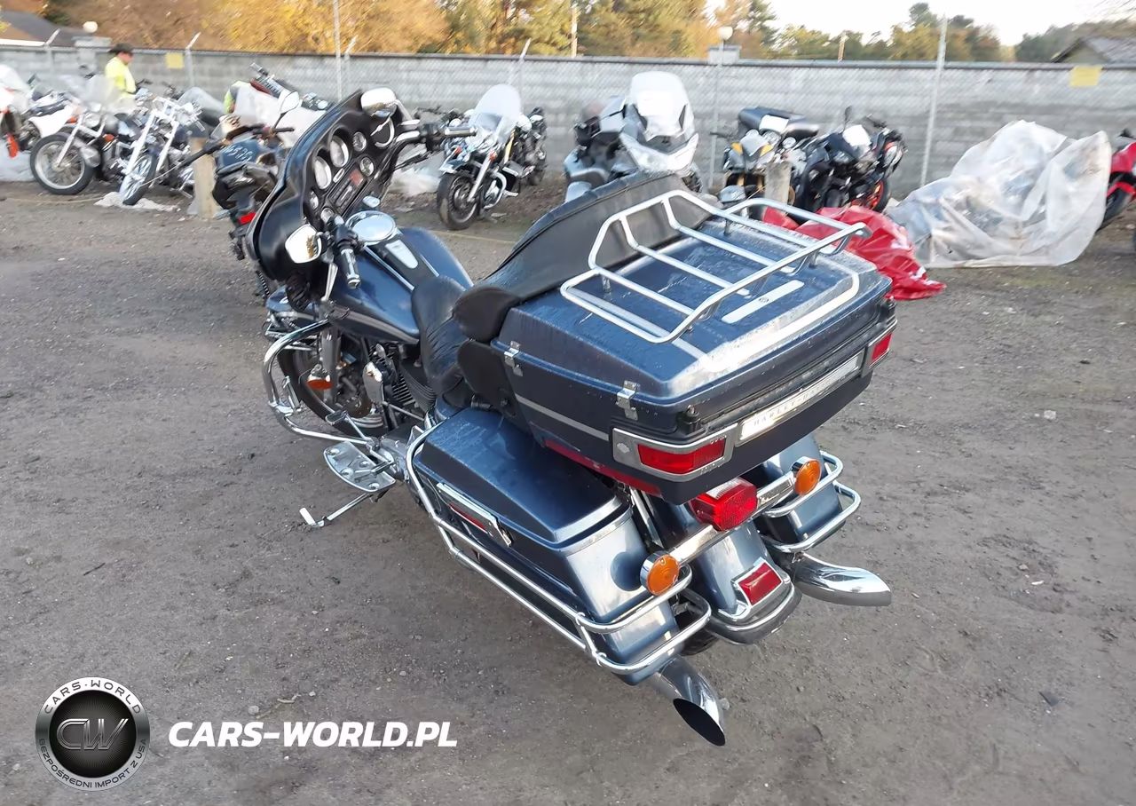 2003 Harley-Davidson Flhtcui VIN:1HD1FCW163Y614575 - 3