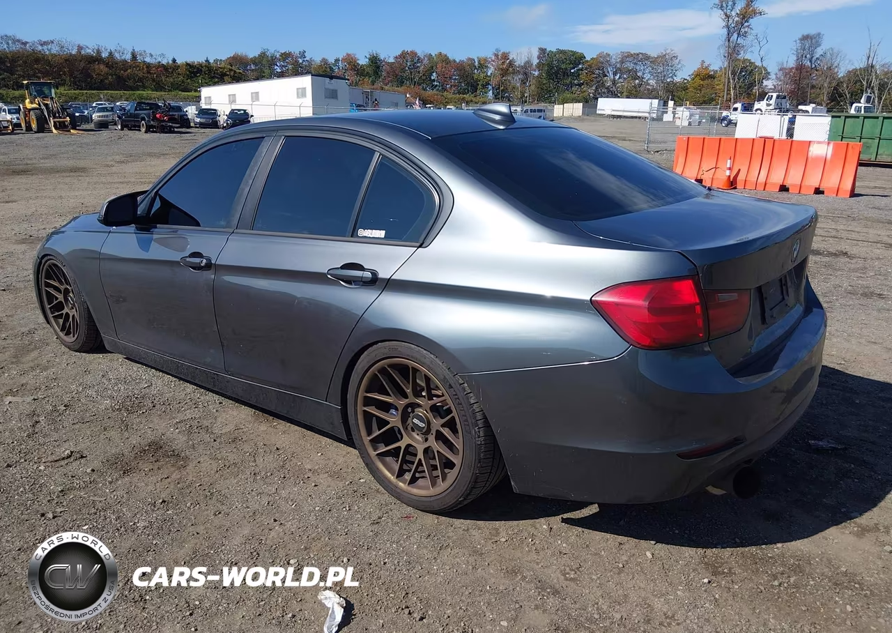 2014 BMW 335I xDrive VIN:WBA3B9C51EF588737 - 3
