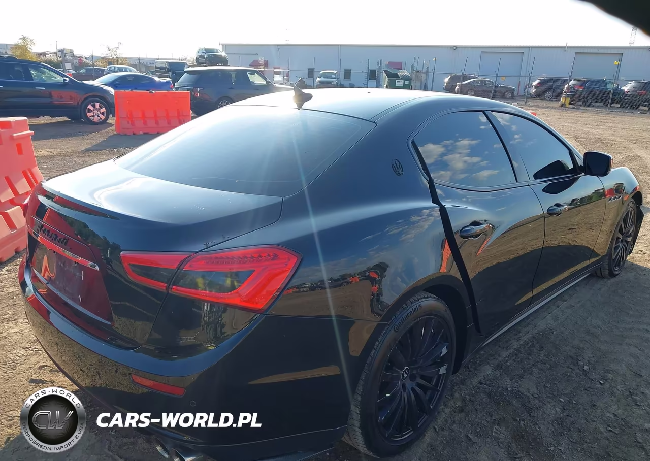 2014 Maserati Ghibli S Q4 VIN:ZAM57RTA9E1089137 - 4
