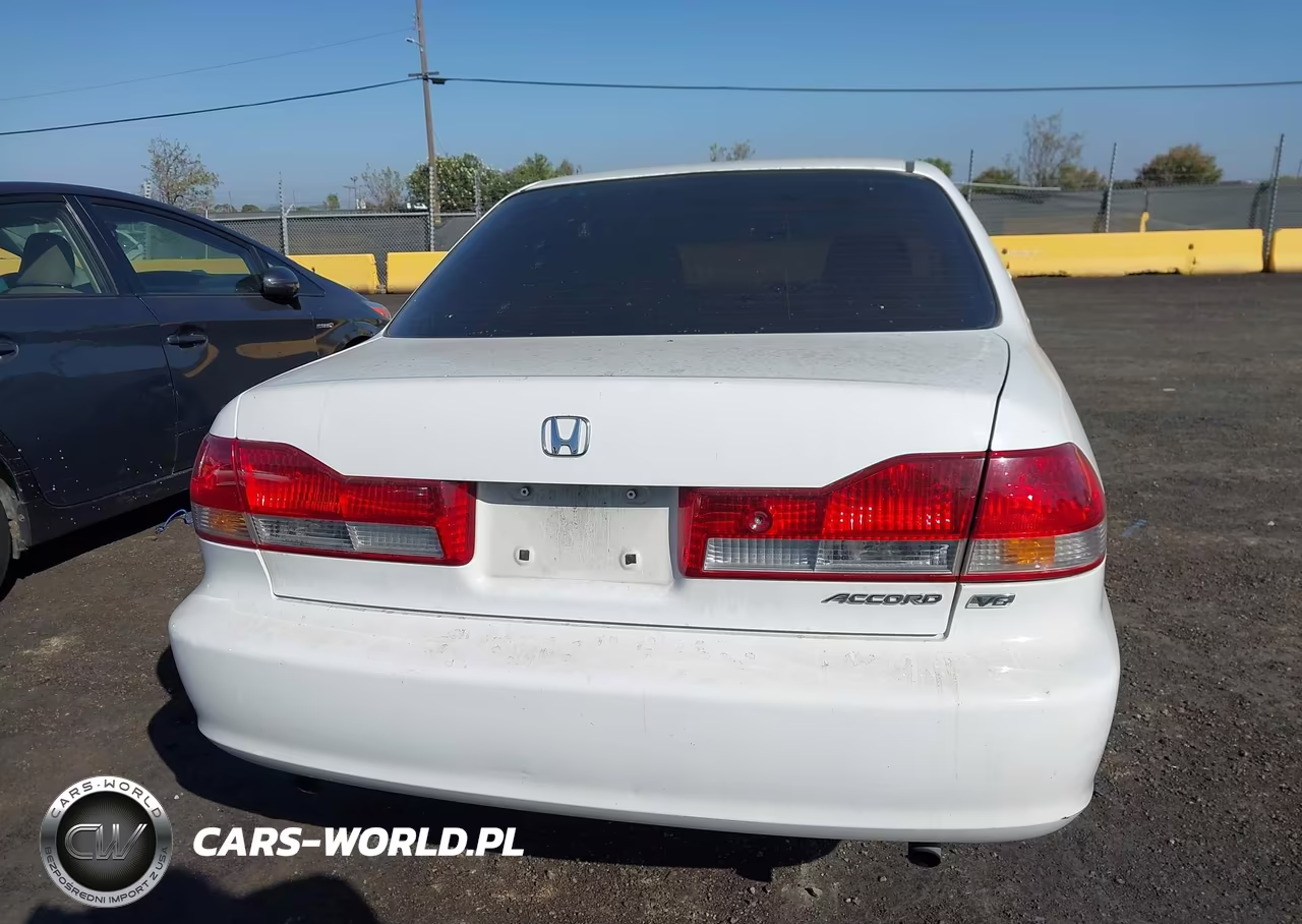 2001 Honda Accord 3.0 Ex VIN:1HGCG16531A051216 - 16