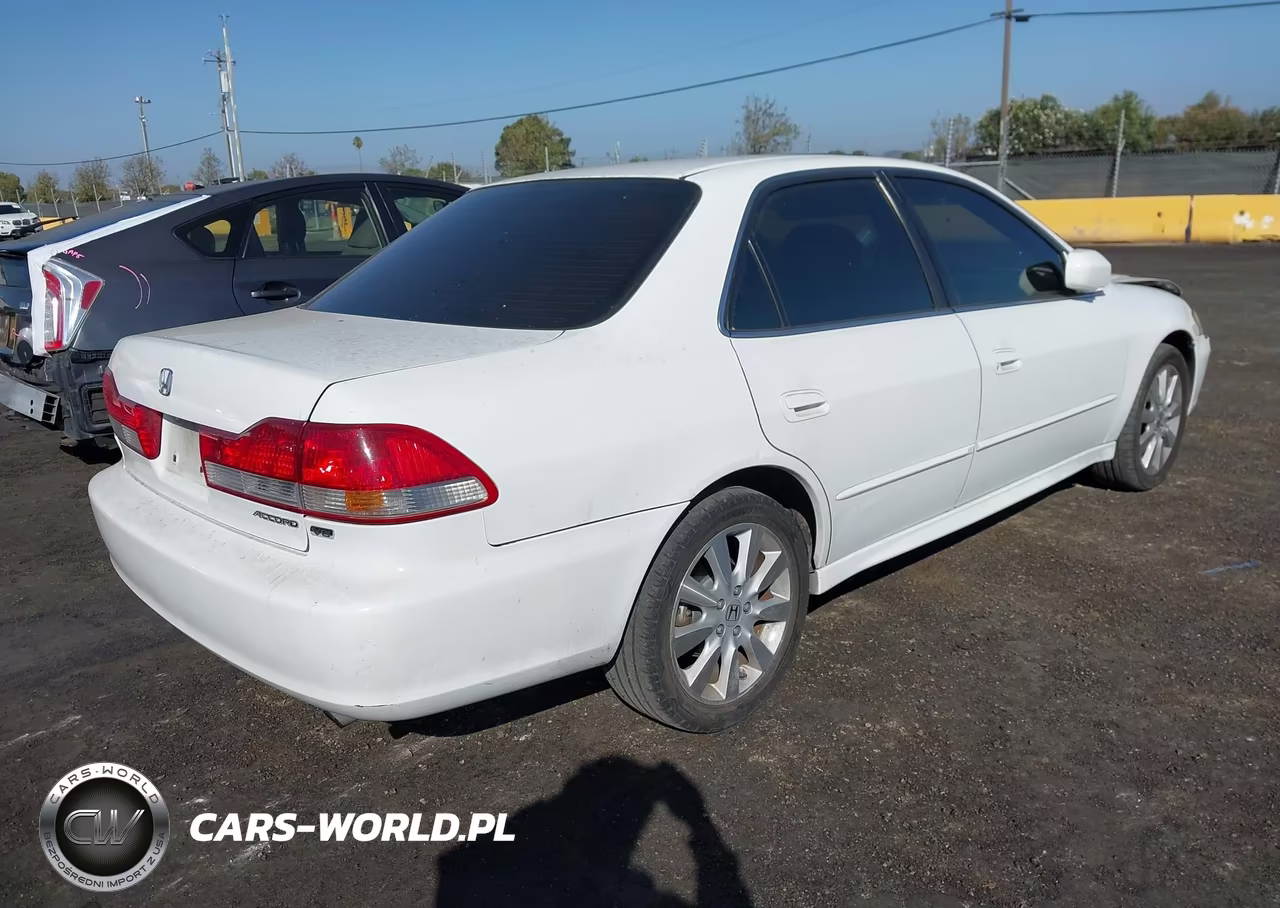 2001 Honda Accord 3.0 Ex VIN:1HGCG16531A051216 - 4