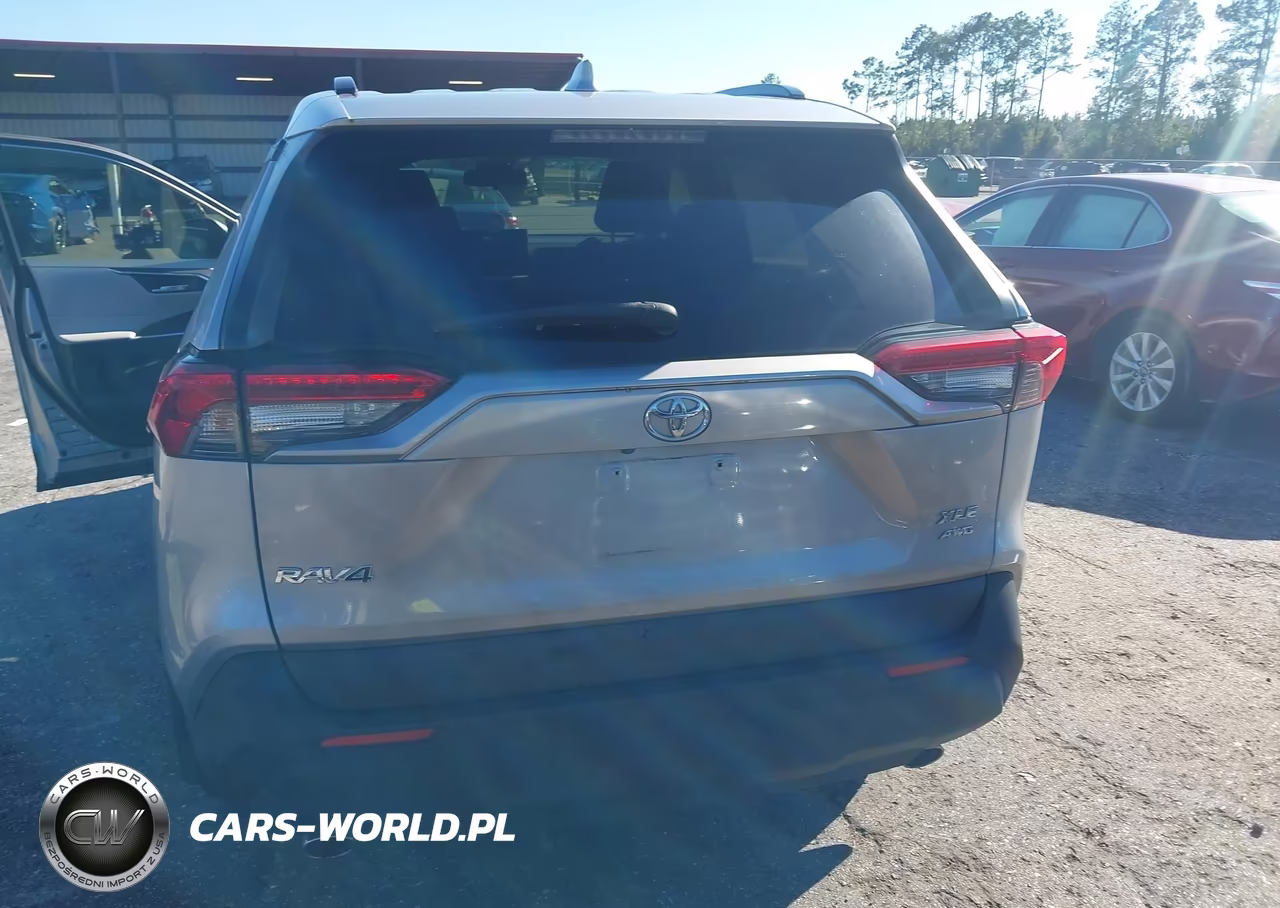 2019 Toyota Rav4 Xle VIN:JTMP1RFV4KJ016136 - 16