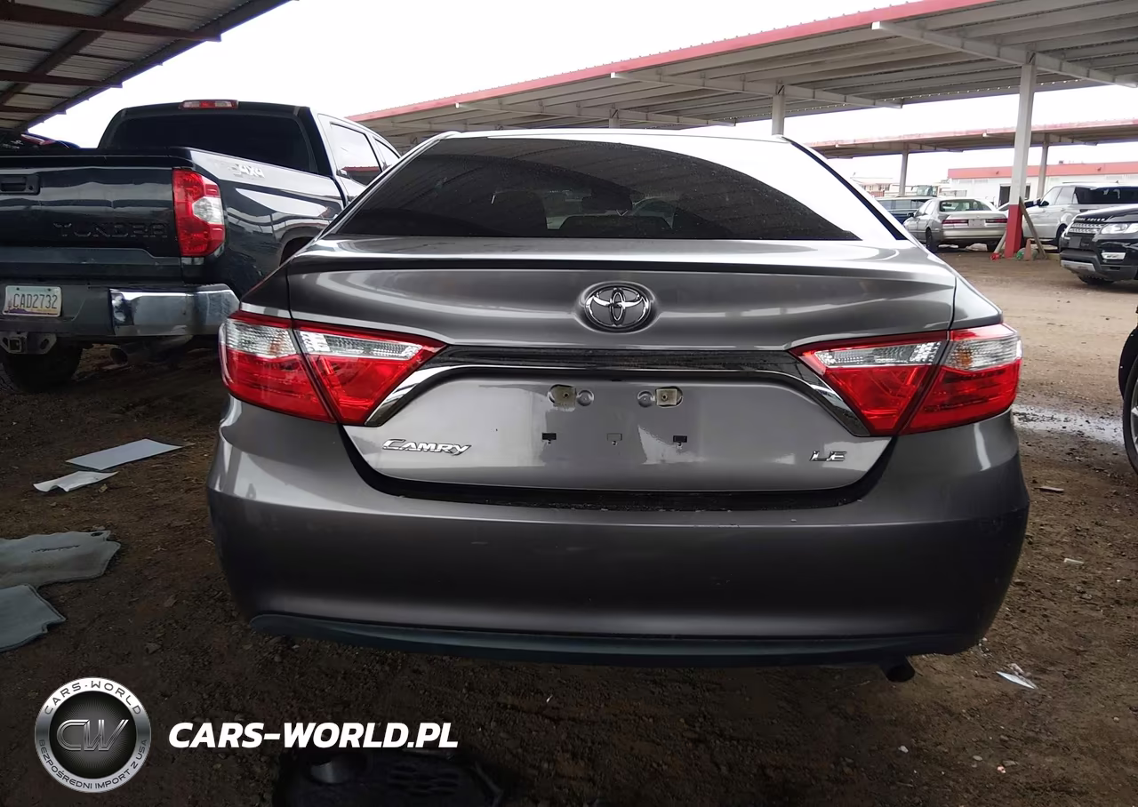 2015 Toyota Camry Le VIN:4T4BF1FK8FR457731 - 16