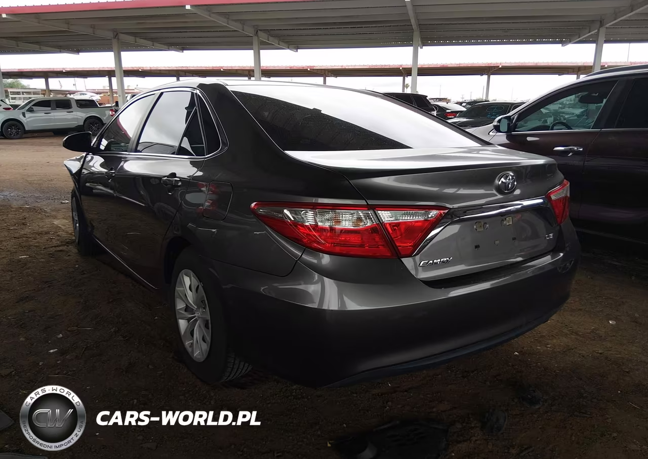 2015 Toyota Camry Le VIN:4T4BF1FK8FR457731 - 3
