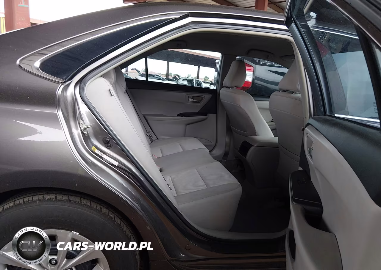 2015 Toyota Camry Le VIN:4T4BF1FK8FR457731 - 8