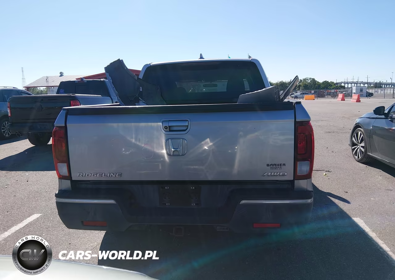2017 Honda Ridgeline Rtl VIN:5FPYK3F56HB004642 - 17