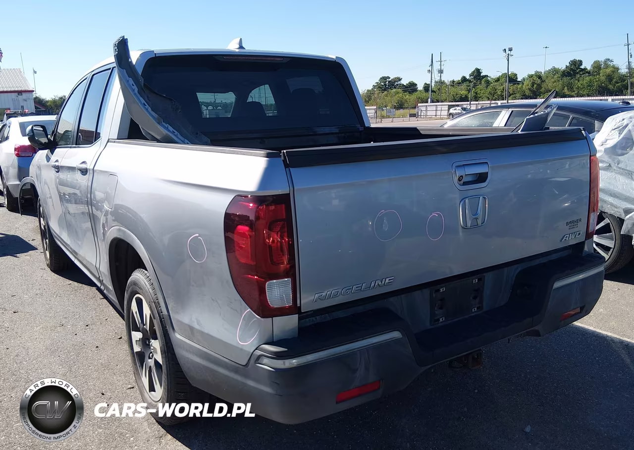 2017 Honda Ridgeline Rtl VIN:5FPYK3F56HB004642 - 3