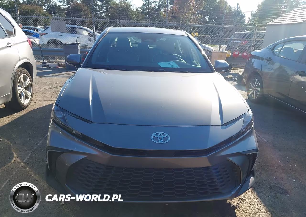 2025 Toyota Camry Se VIN:4T1DAACK2SU572762 - 12