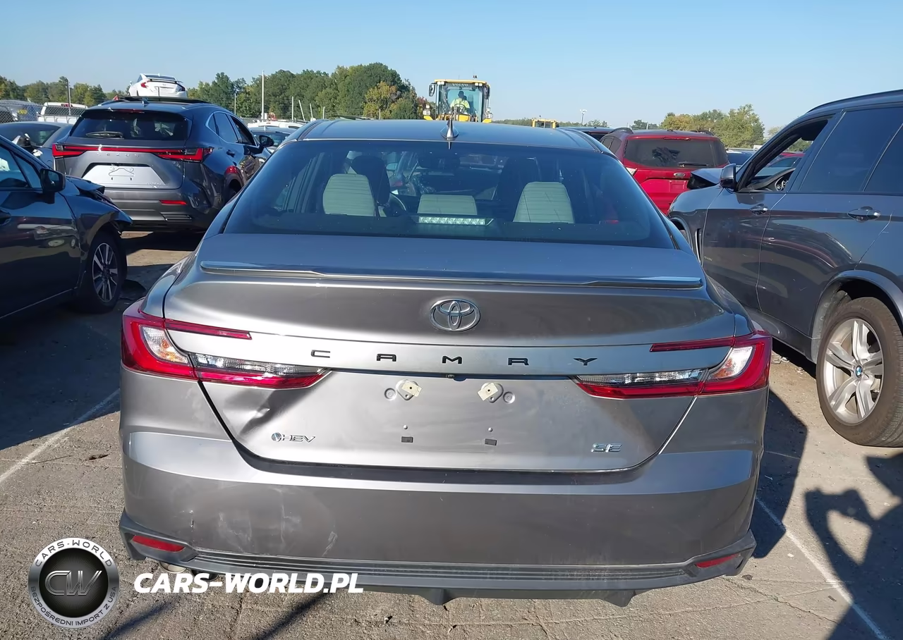 2025 Toyota Camry Se VIN:4T1DAACK2SU572762 - 16