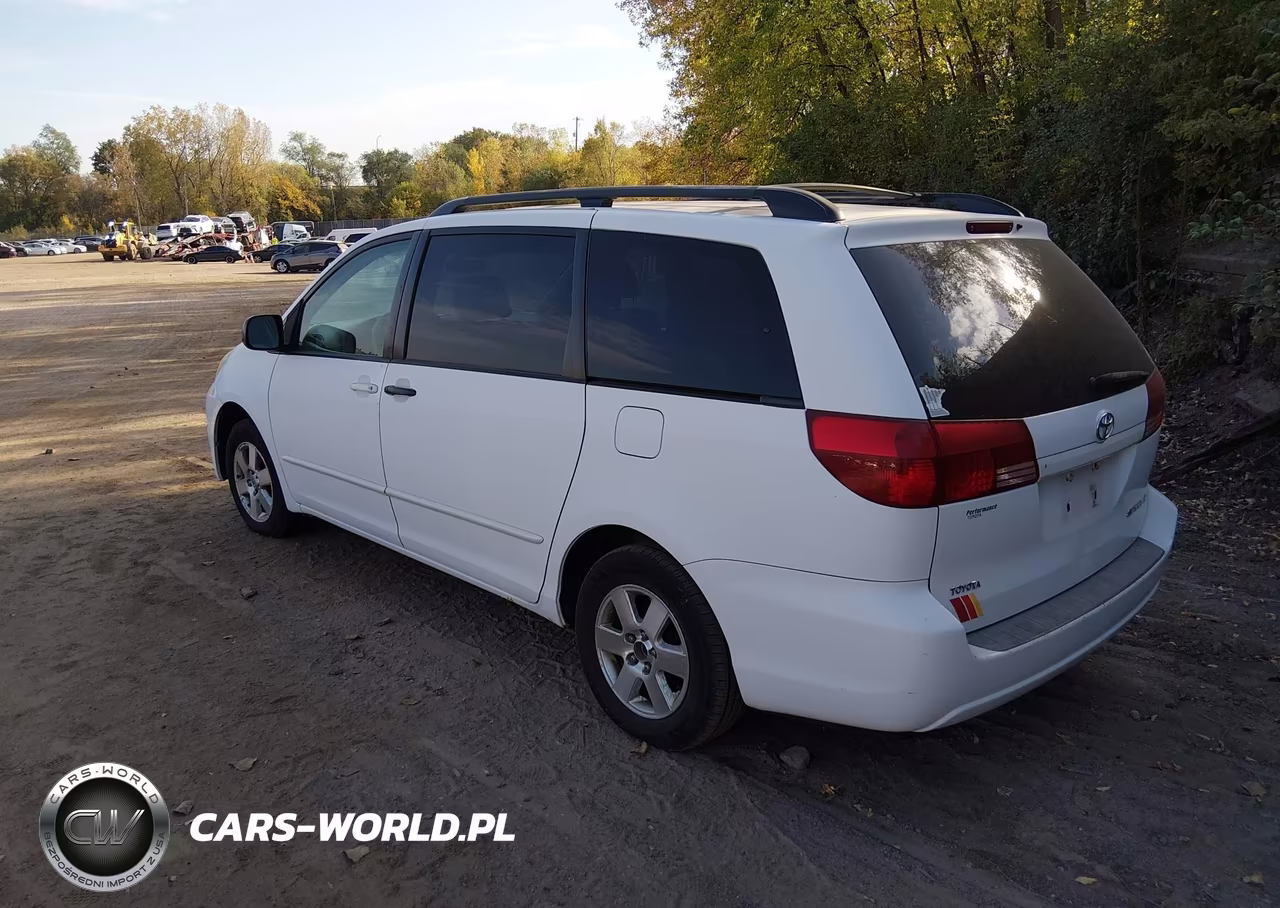 2005 Toyota Sienna Le VIN:5TDZA23C15S256593 - 3