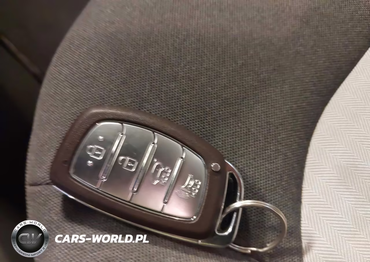 2020 Hyundai Ioniq Hybrid Blue VIN:KMHC65LC3LU220109 - 11