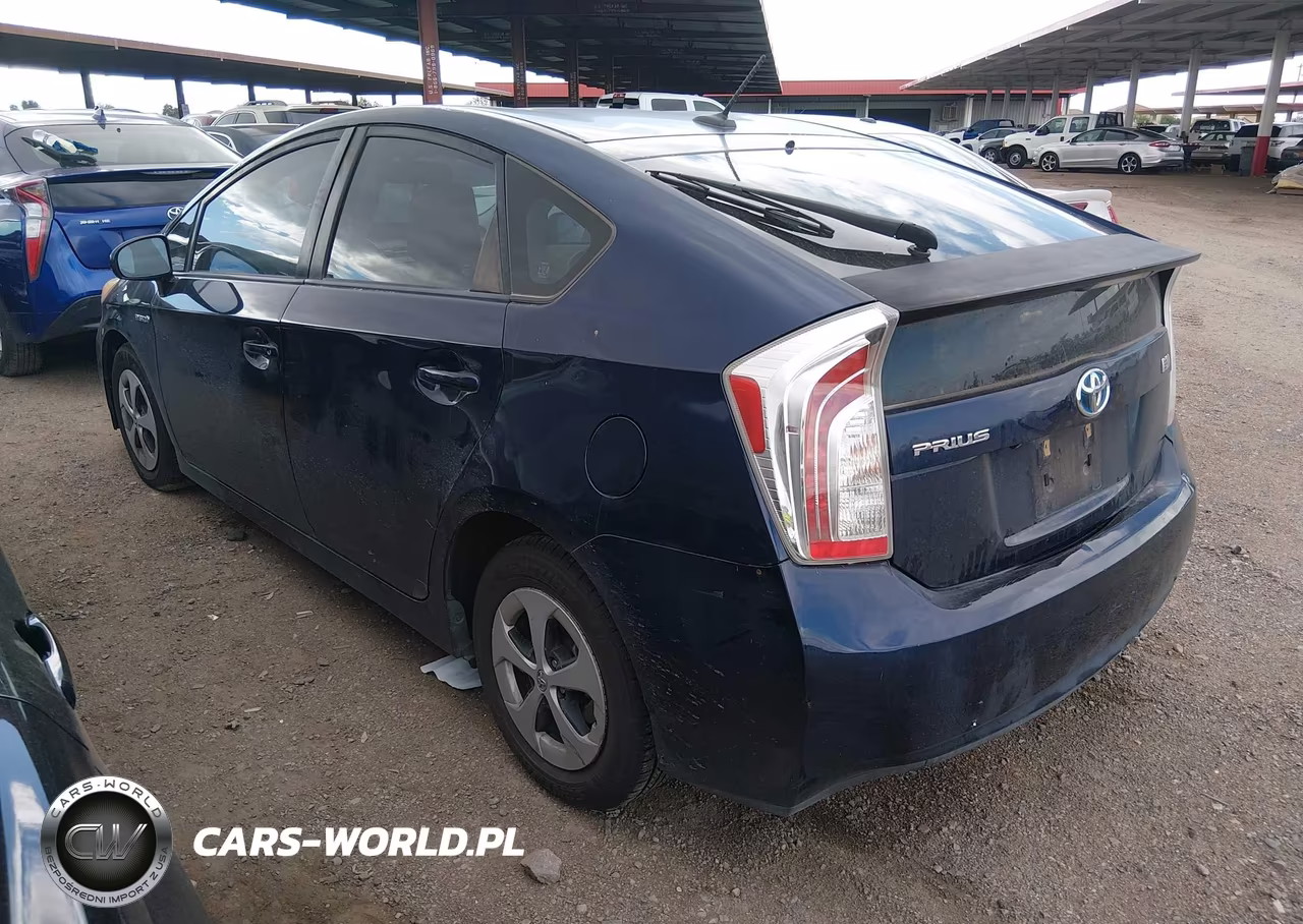 2012 Toyota Prius Four VIN:JTDKN3DUXC1482984 - 3