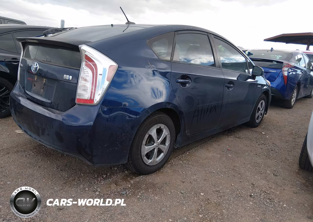 2012 Toyota Prius Four VIN:JTDKN3DUXC1482984 - 4