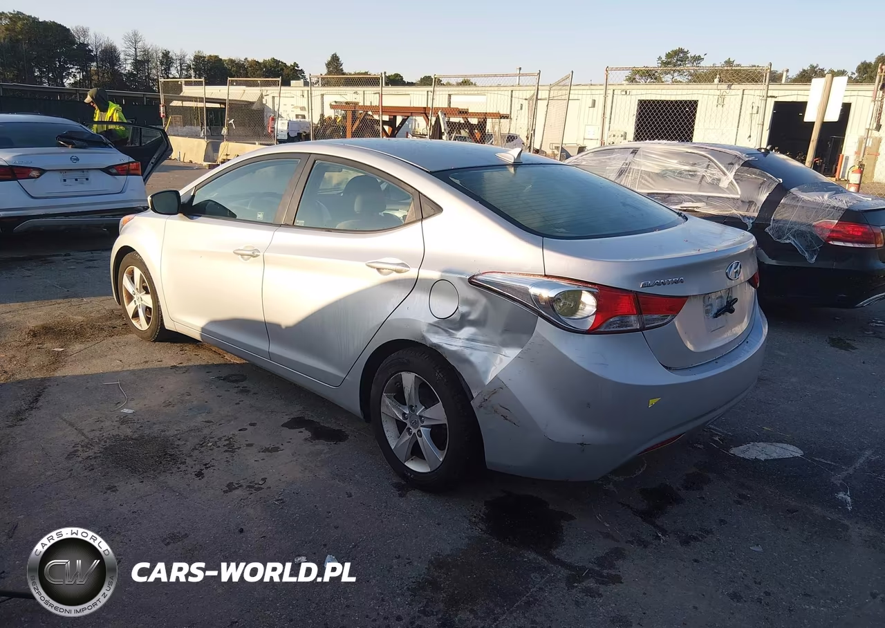 2013 Hyundai Elantra Gls VIN:5NPDH4AE0DH322075 - 6